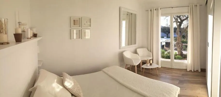 Bed and Breakfast Le Cabanon De Marie à Saignon France