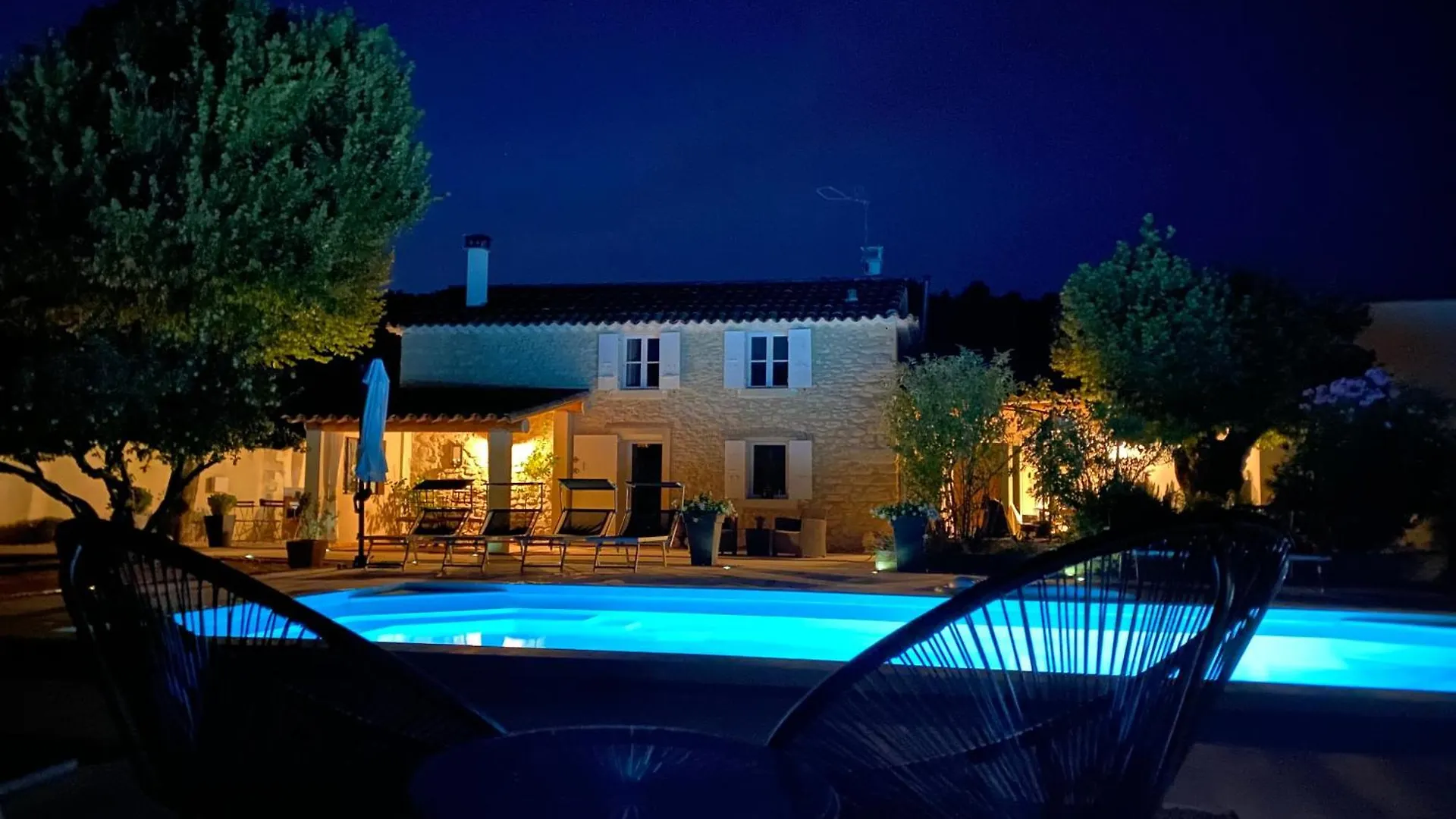 Bed and Breakfast Le Cabanon De Marie à Saignon 0*,  France