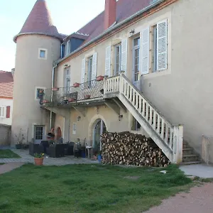 *** Couette-café Château Besson France